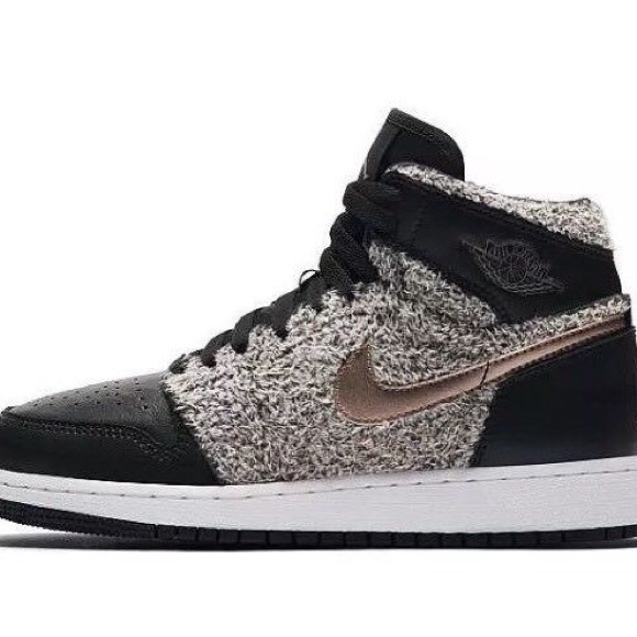 Nike air Jordan 1 retro high og women’s shoes - Picture 4 of 6